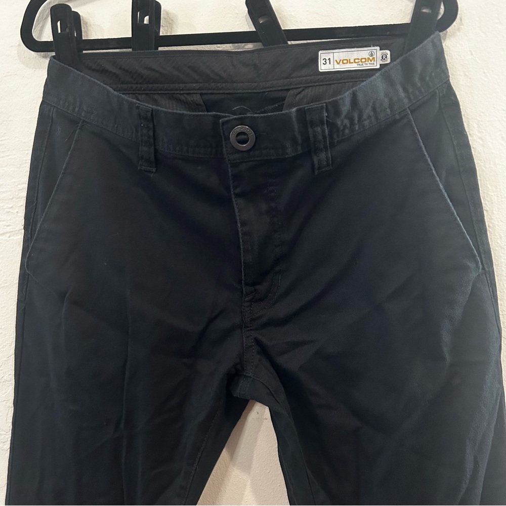 Volcom men’s black pants